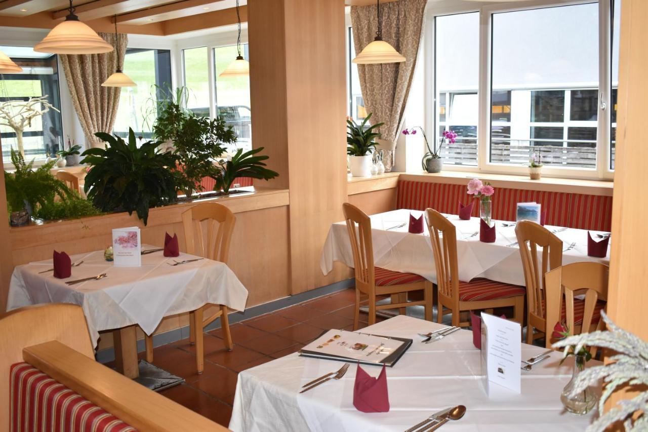 Hotel Kleißl Oberperfuss Buitenkant foto