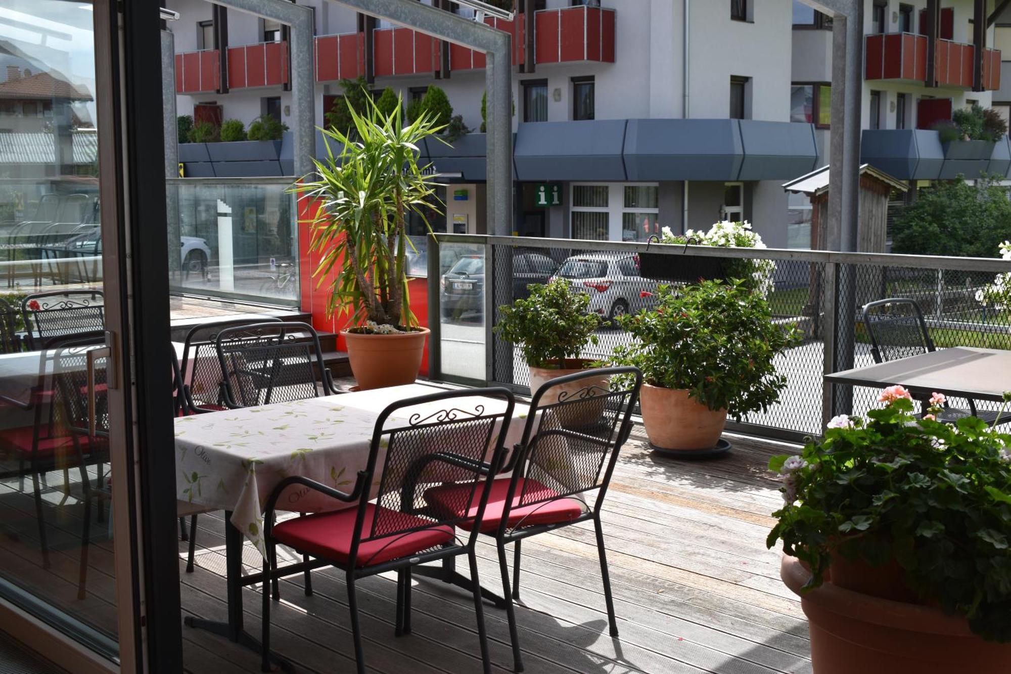 Hotel Kleißl Oberperfuss Buitenkant foto