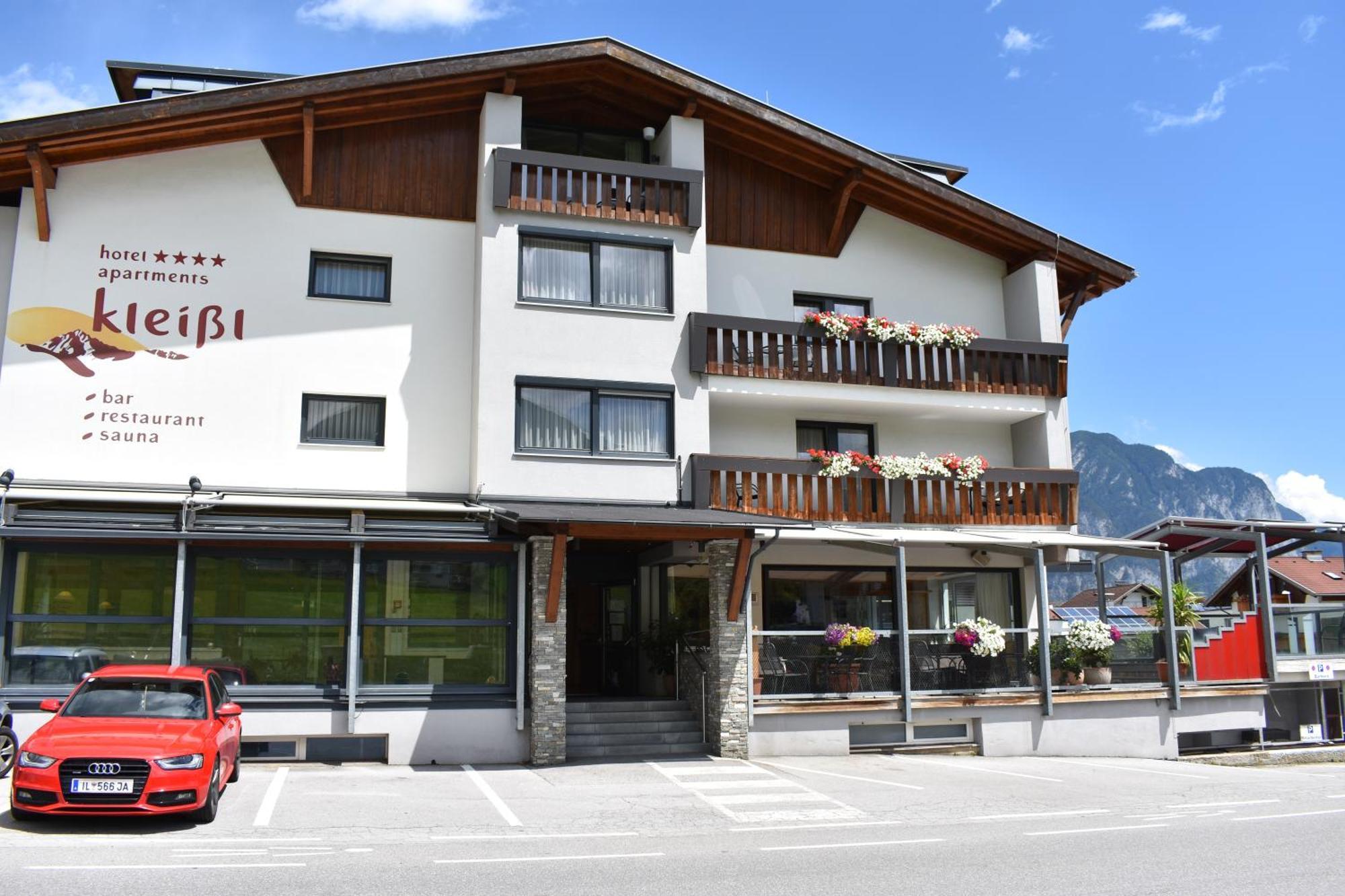 Hotel Kleißl Oberperfuss Buitenkant foto